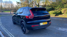 Volvo XC40 2.0 B4P Plus Black Edition 5dr Auto Petrol Estate